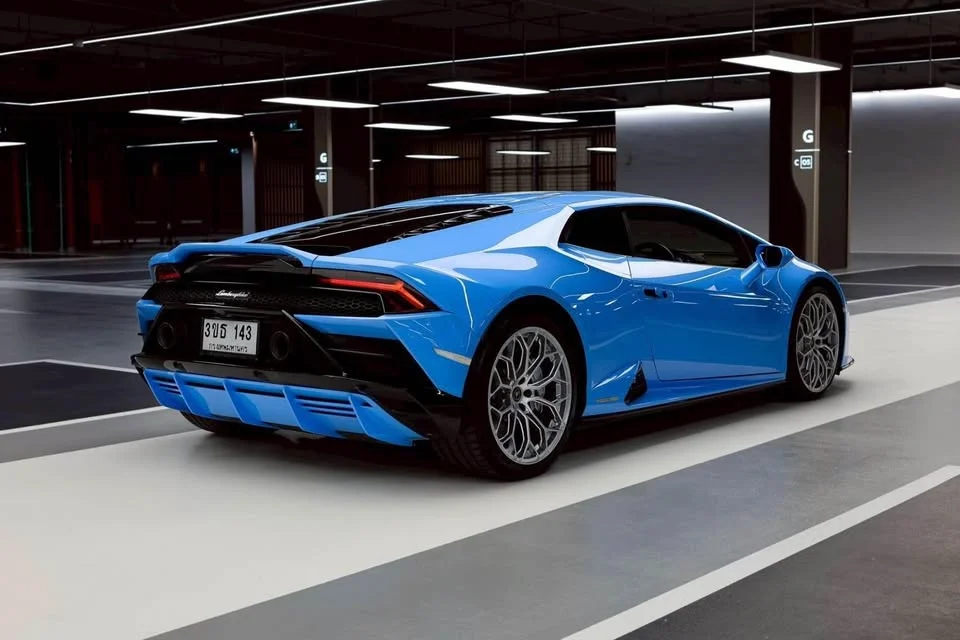 2019 Lamborghini Huracan 2