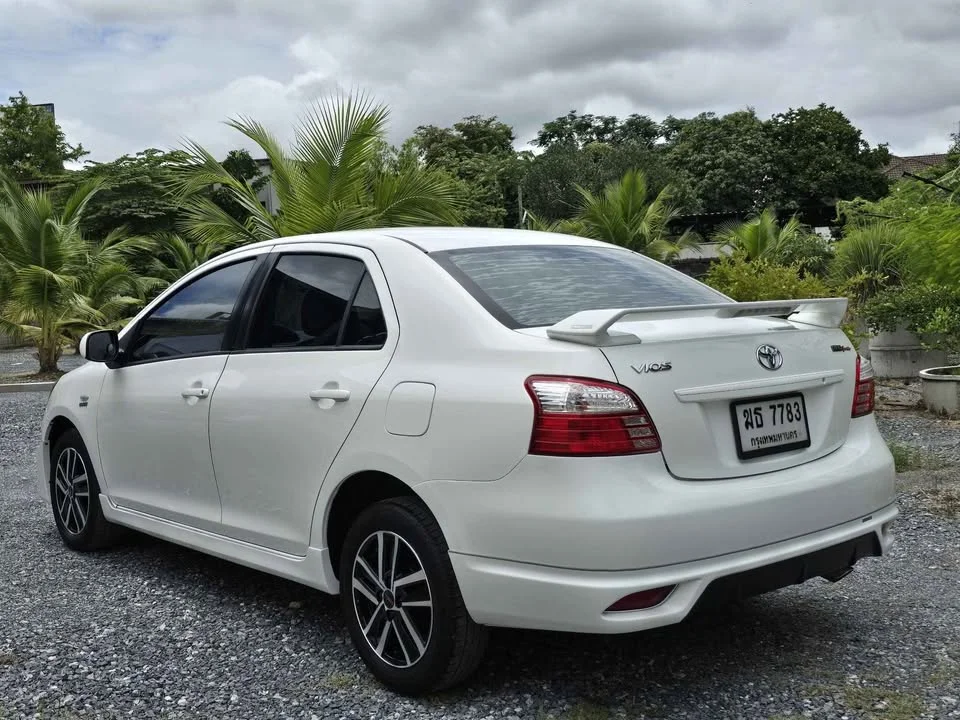 2012 Toyota Vios II 2