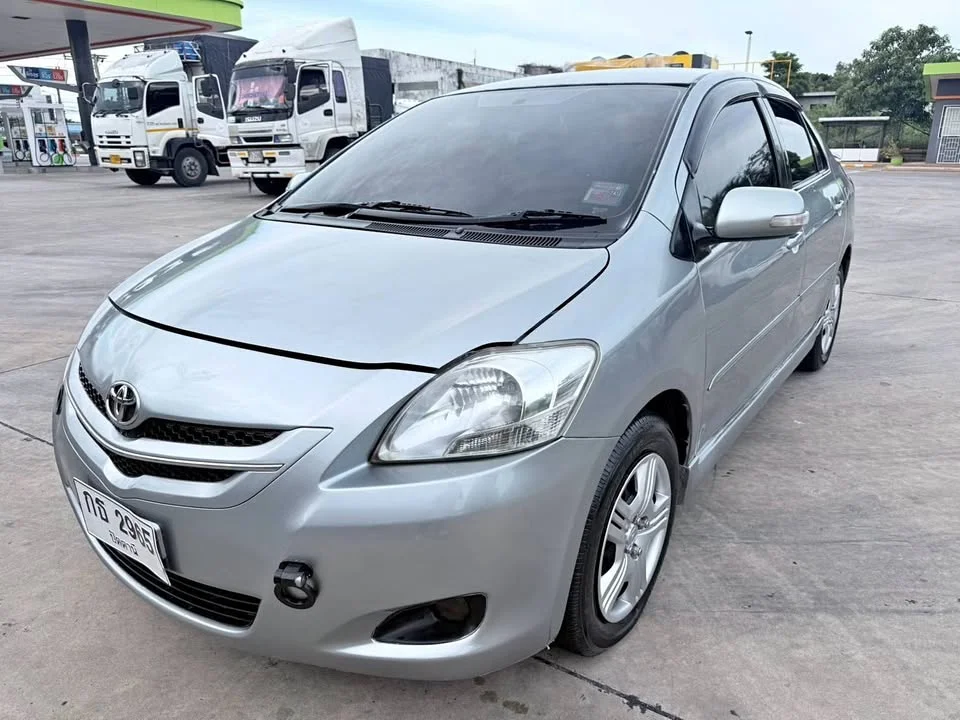 2010 Toyota Vios II 2