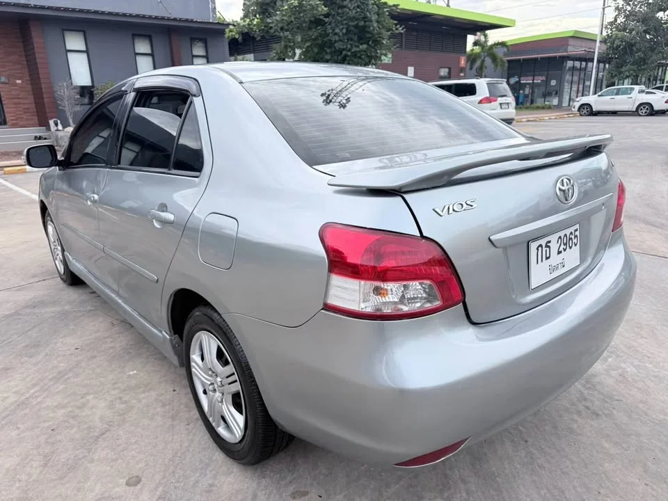 2010 Toyota Vios II 3