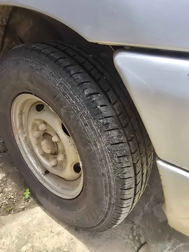 2003 Mazda 2500 Fighter V 2