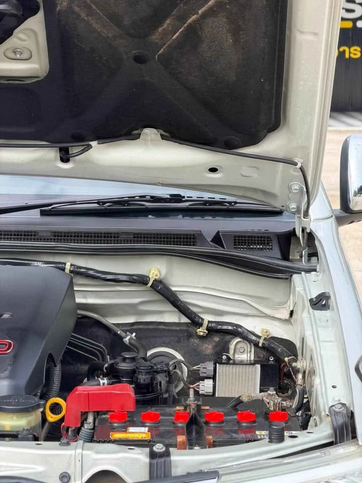 2011 Toyota Hilux VII 2