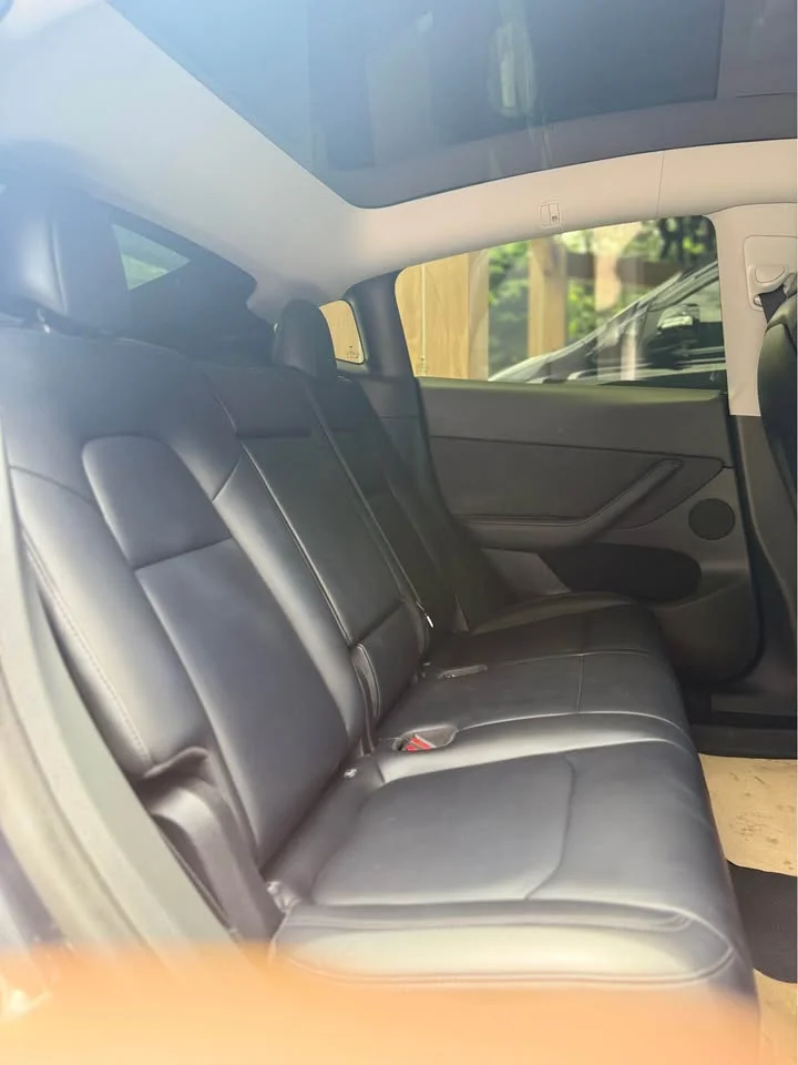 2023 Tesla Model Y 2