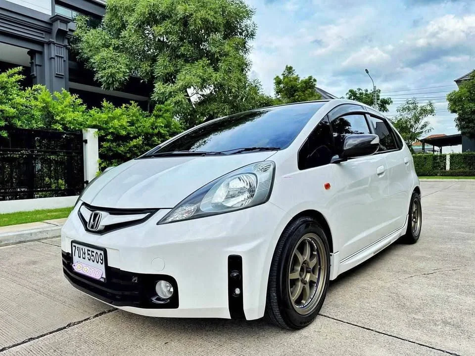 2010 Honda Jazz II 3