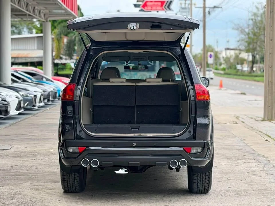 2010 Mitsubishi Pajero Sport II 2