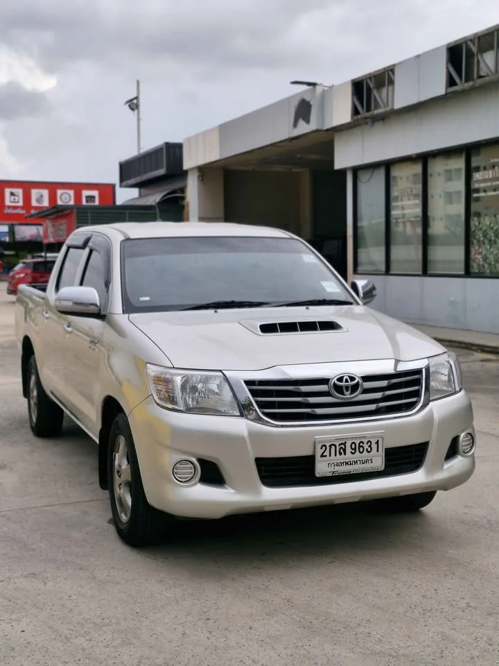 2014 Toyota Hilux VII 3