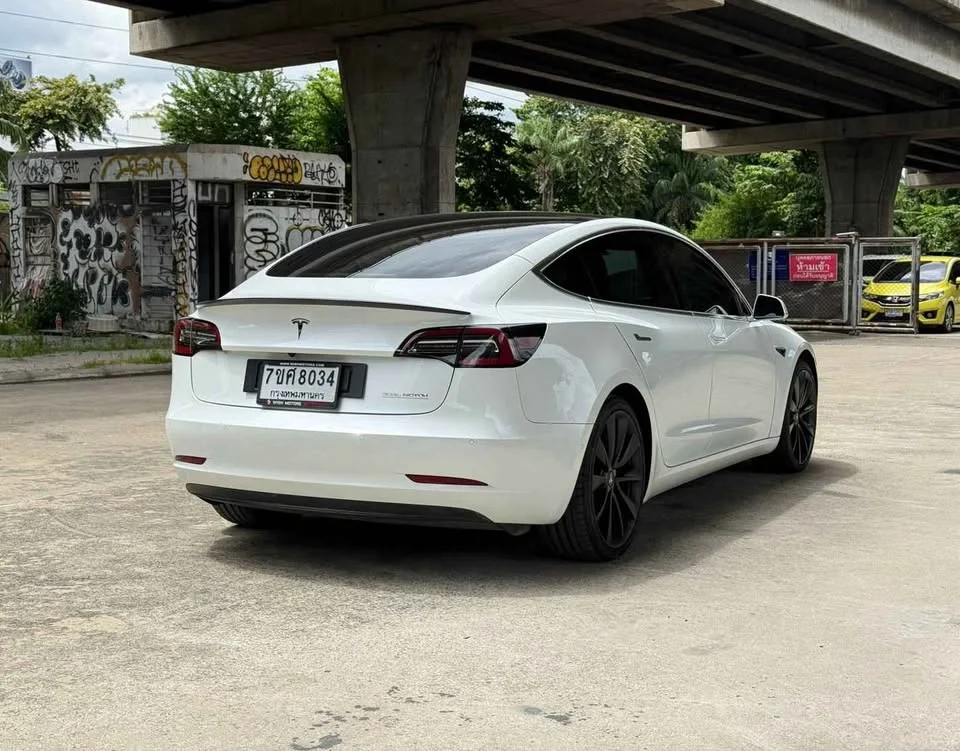 2020 Tesla Model 3 2