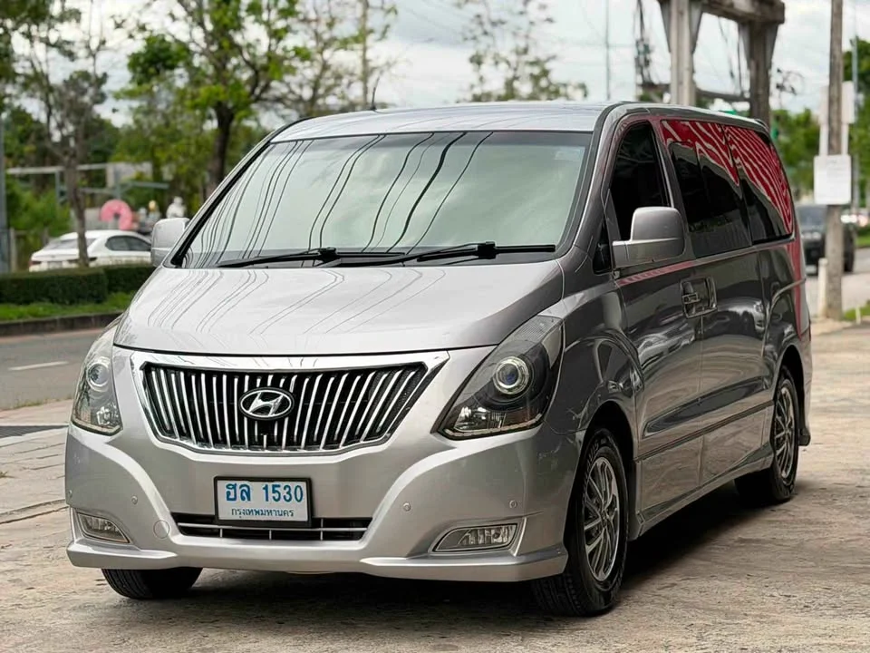 2013 Hyundai H-1 II 3