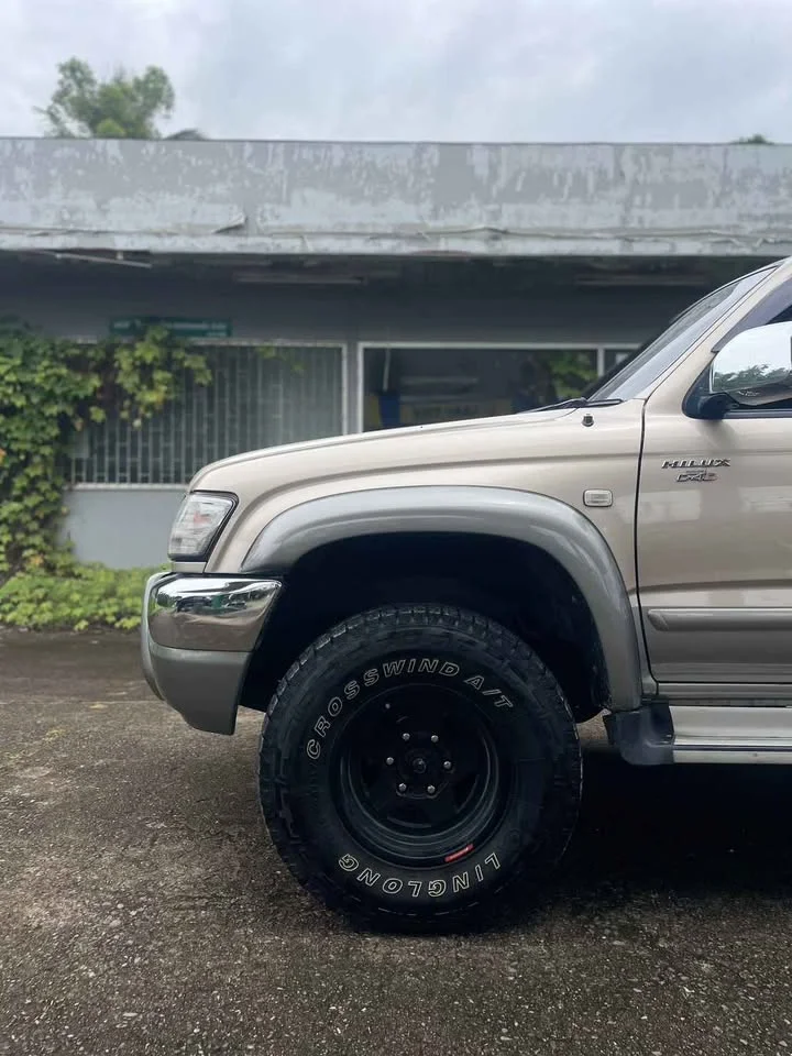 2004 Toyota Hilux Tiger VI 2