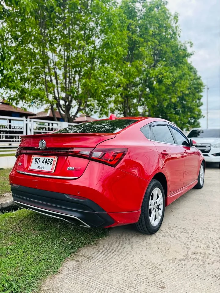 2017 MG 5 I  2