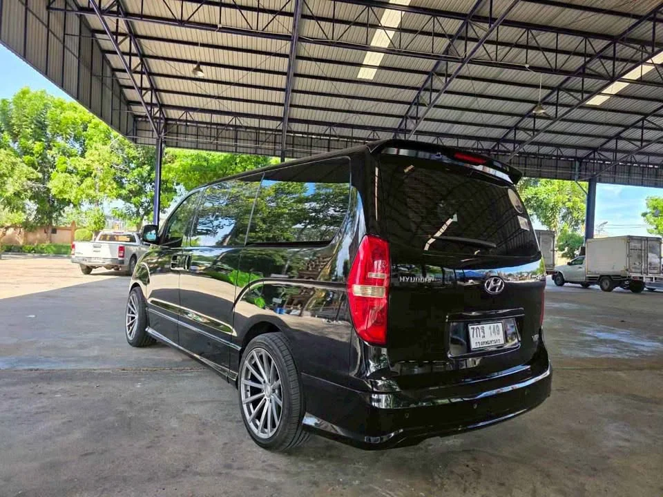 2013 Hyundai H-1 II 3