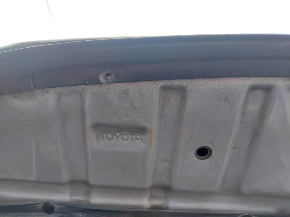 2000 Toyota Corolla Altis VIII (E110) 3