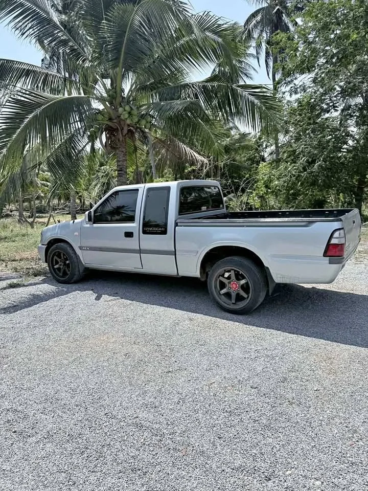 2001 Isuzu Faster Dragon Eyes III 2