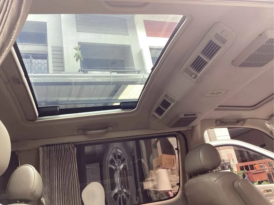 2003 Toyota Granvia H100 3