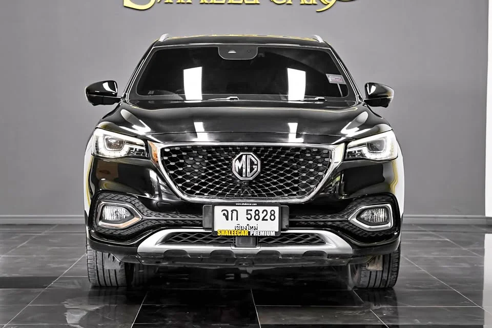 2021 MG HS 3