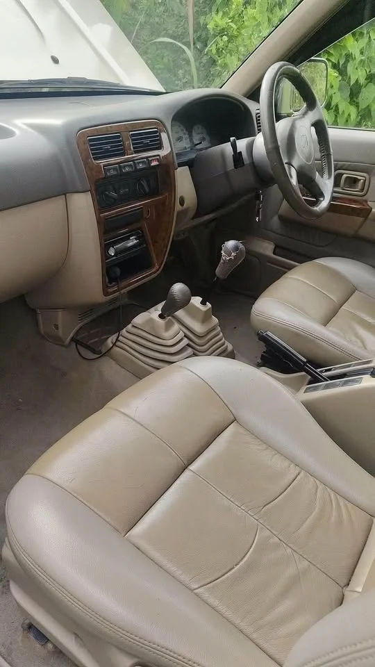 2000 Nissan TR Xciter I 3