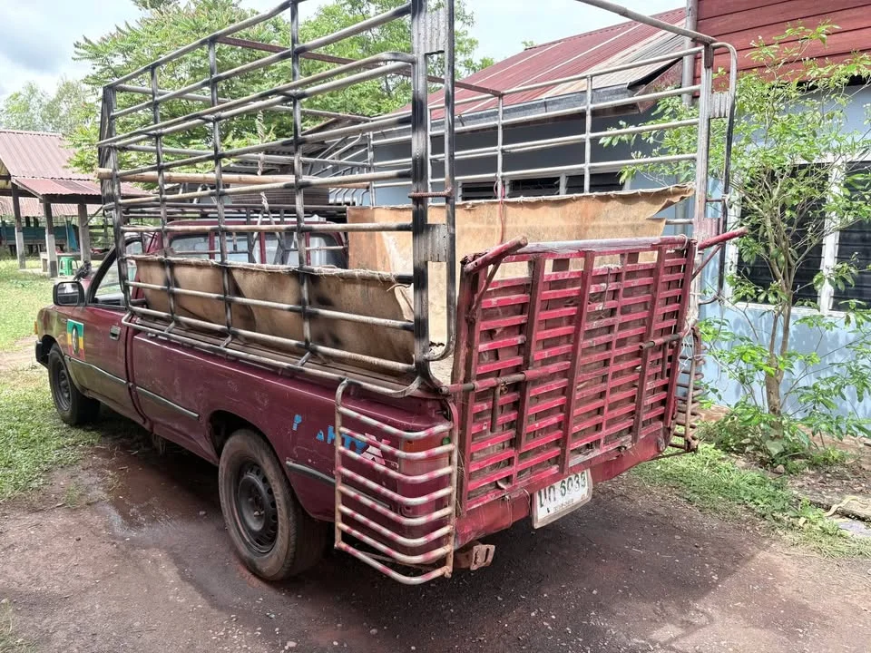 2000 Toyota Hilux Mighty-X V 3