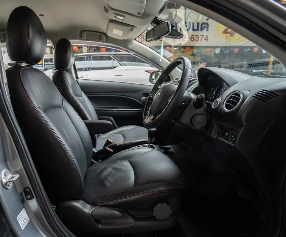 2019 Mitsubishi Mirage VI 3