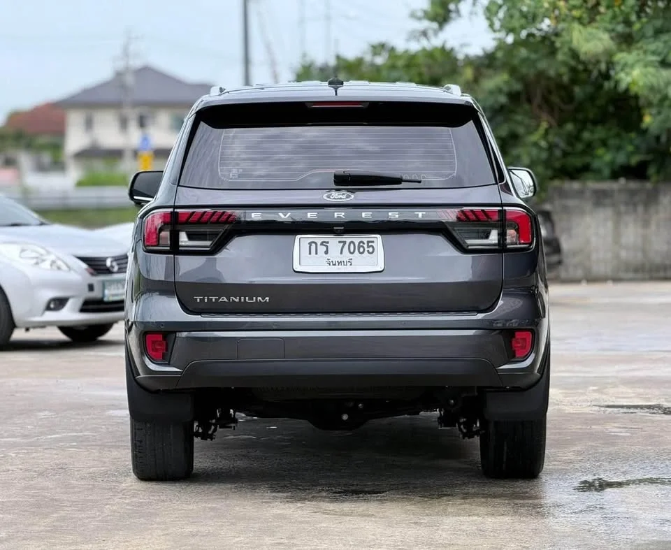 2022 Ford Everest III 3