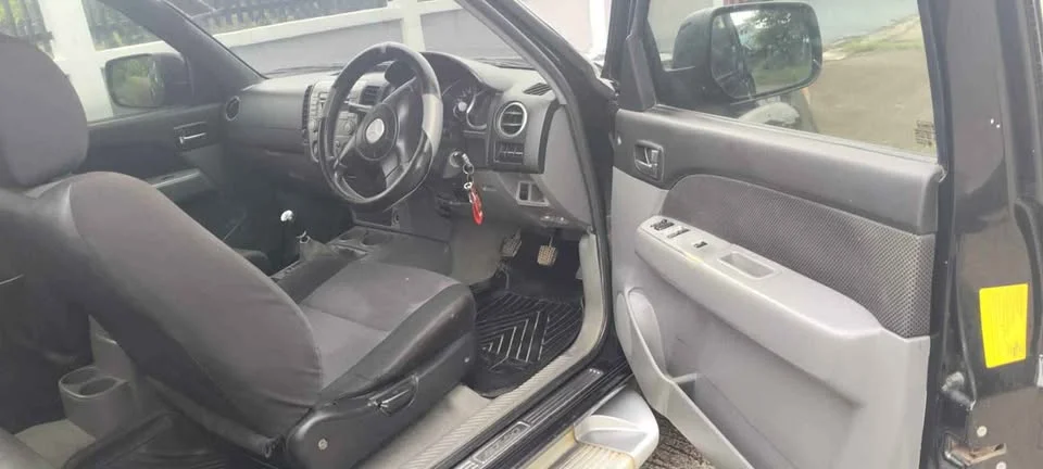 2011 Mazda BT-Series I 3