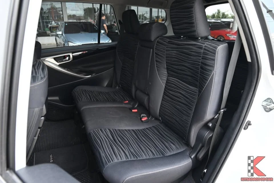 2022 Toyota Innova II 2