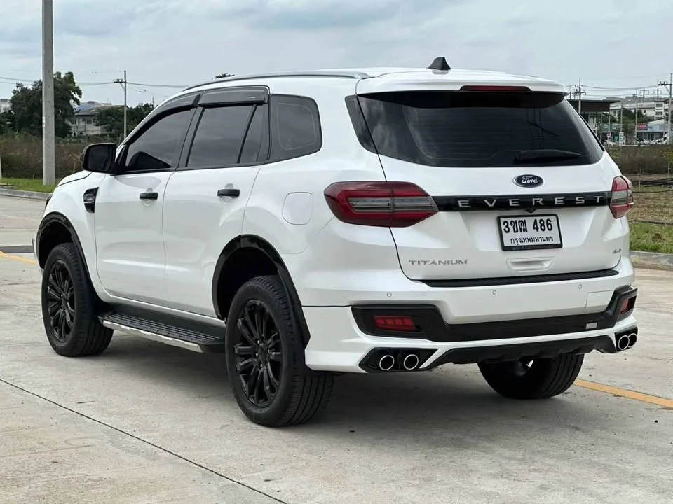 2022 Ford Everest II 3
