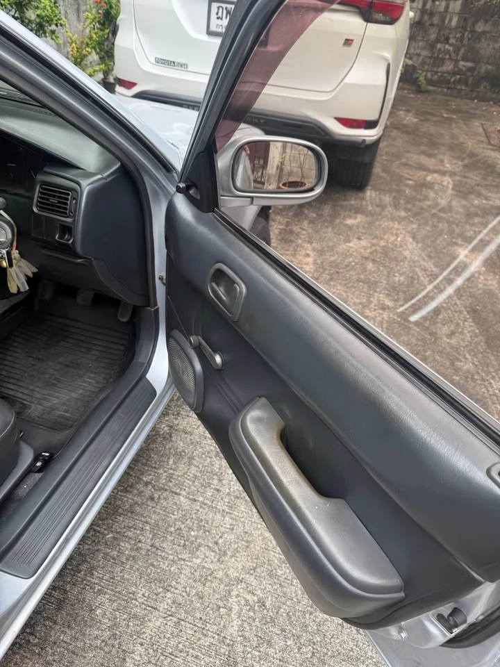 1997 Toyota Corolla Altis VIII (E110) 2