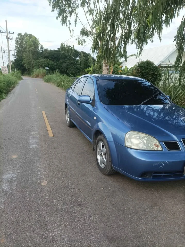 2004 Chevrolet Optra 2