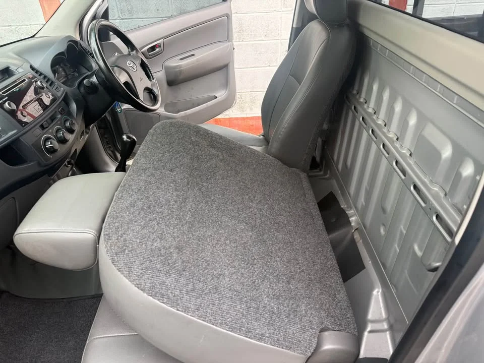 2015 Toyota Hilux VII 2