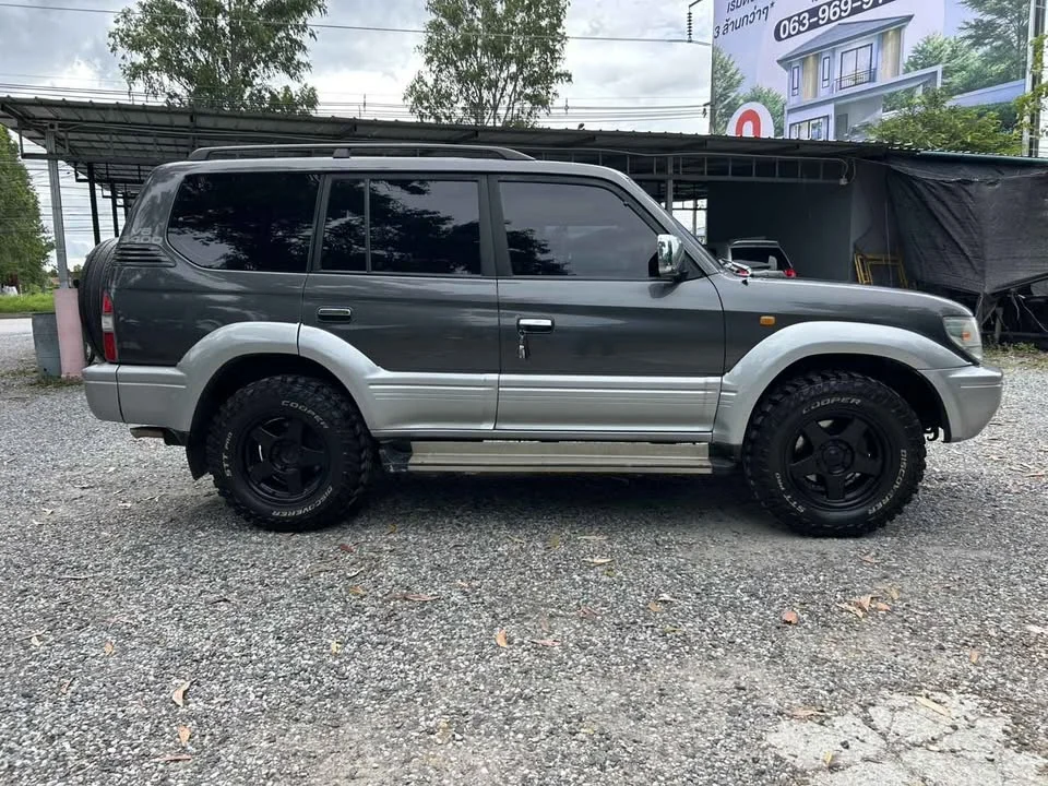 1997 Toyota Land Cruiser Prado J90 3