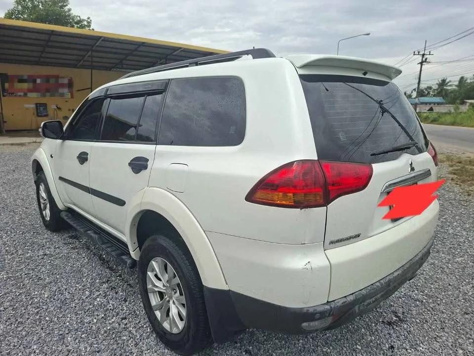 2013 Mitsubishi Pajero Sport II 3