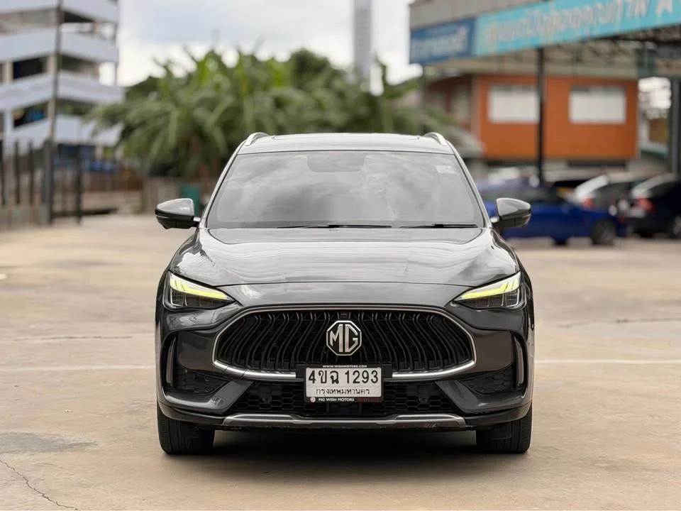 2023 MG HS 3