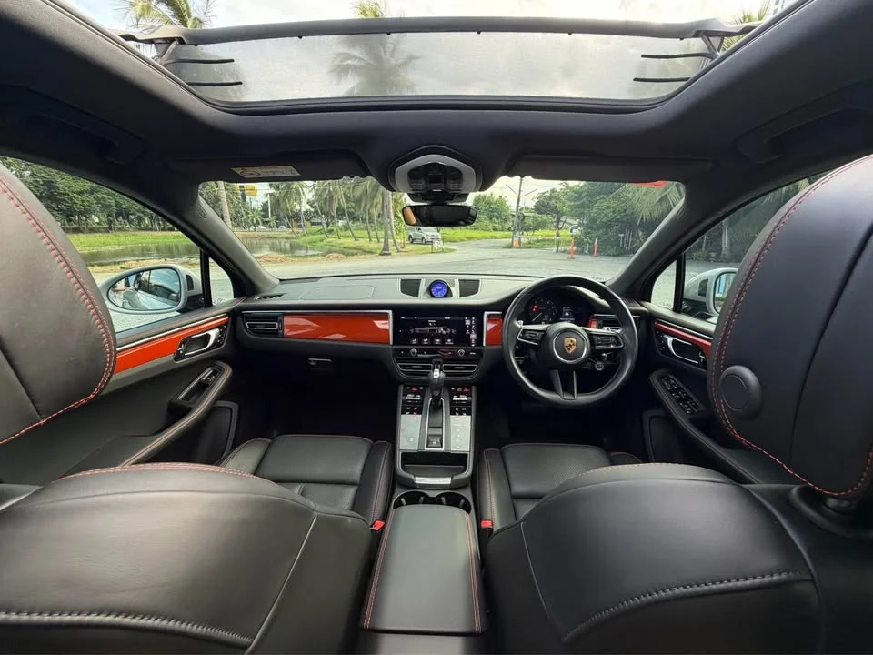 2022 Porsche Macan I 2