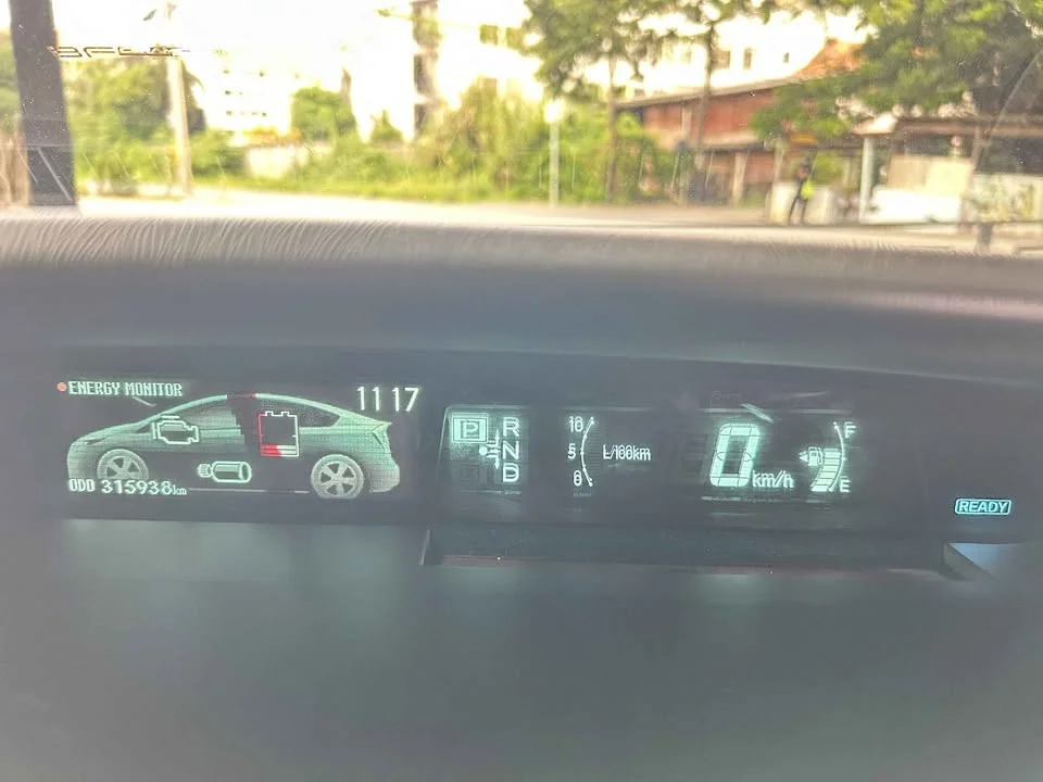 2012 Toyota Prius III 3