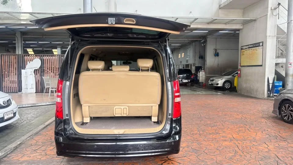 2013 Hyundai H-1 II 3
