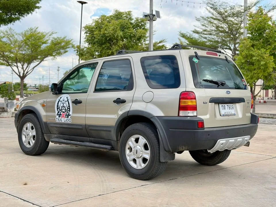 2003 Ford Escape I 3