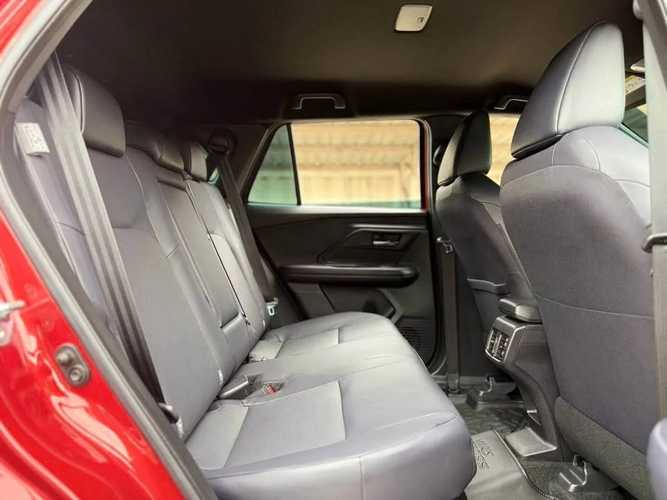 2024 Toyota Yaris Cross AC200 3
