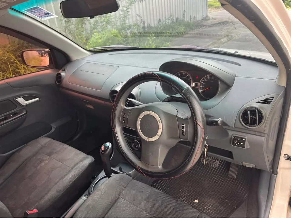 2011 Proton Saga II 3