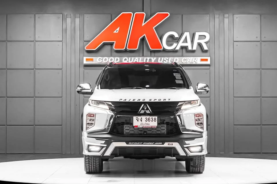 2022 Mitsubishi Pajero Sport III 2
