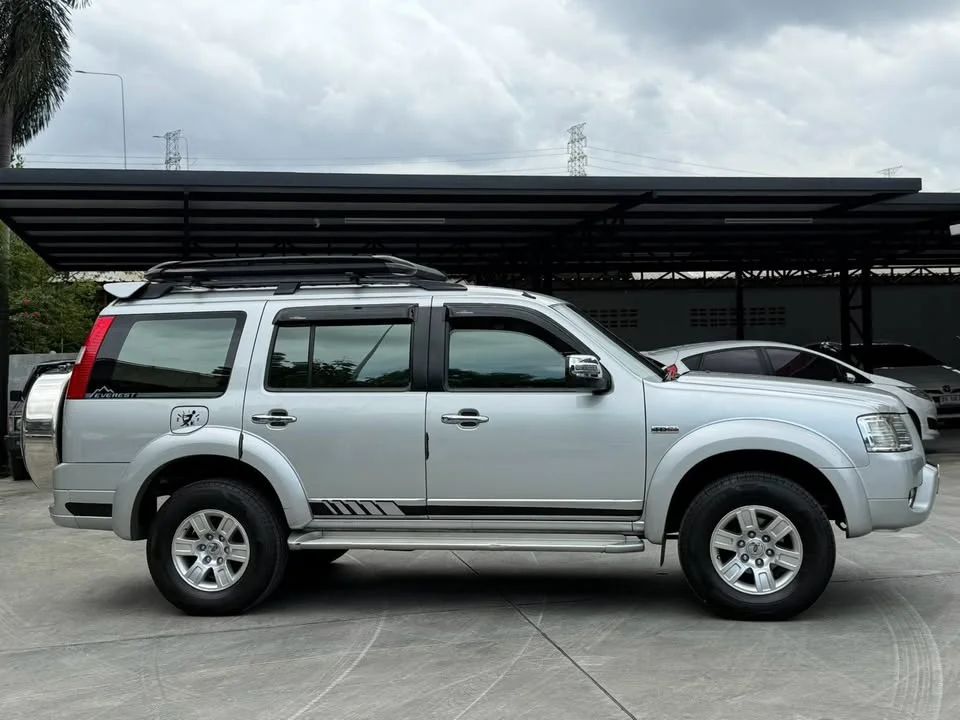 2005 Ford Everest I 2