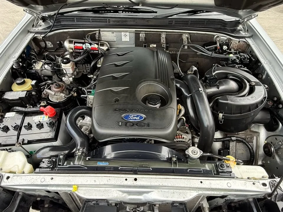 2005 Ford Everest I 3