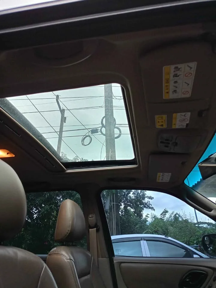2004 Ford Escape I 2
