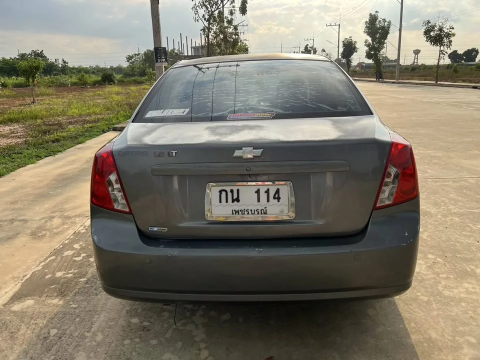 2005 Chevrolet Optra 3