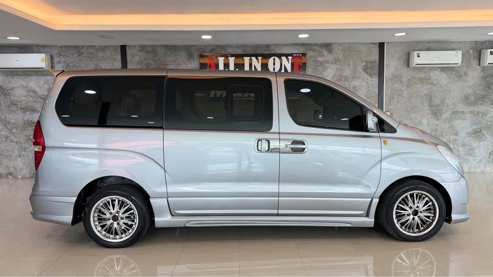 2011 Hyundai H-1 II 2