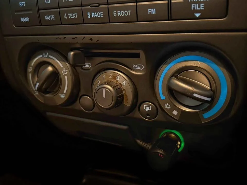 2008 Isuzu D-Max I 3