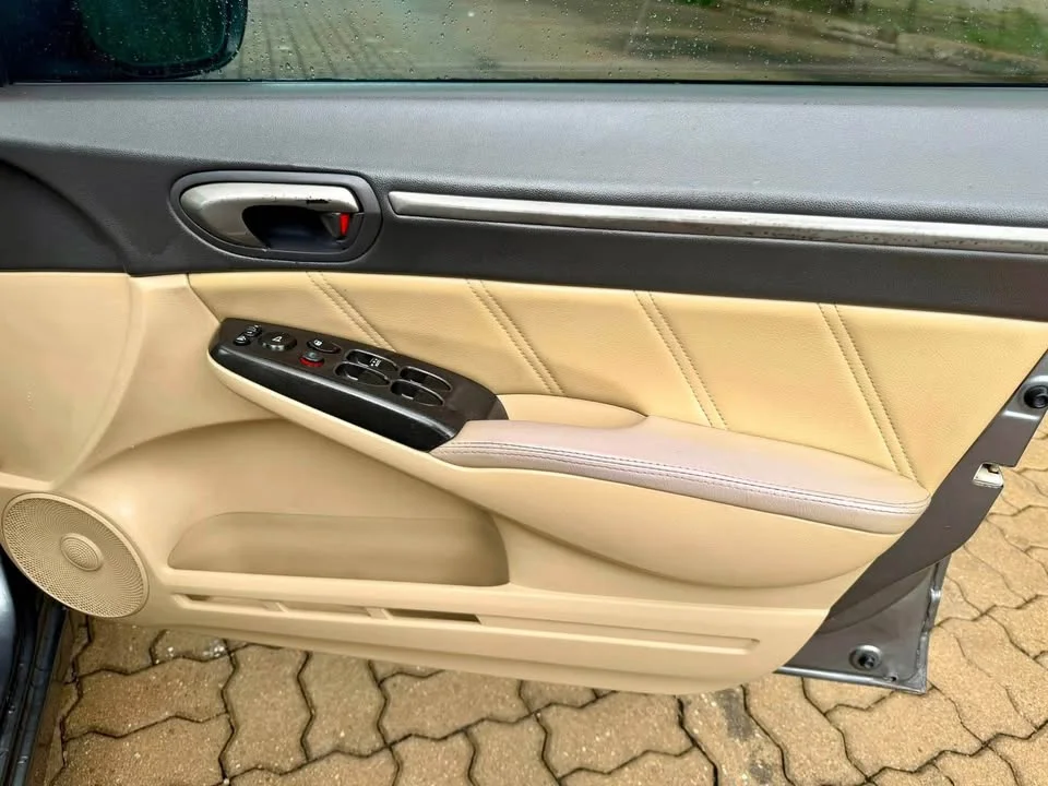 2010 Honda Civic VIII 3