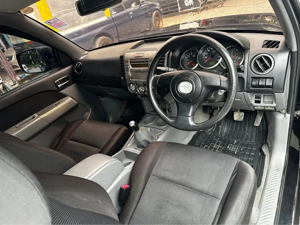2011 Mazda BT-Series I 3