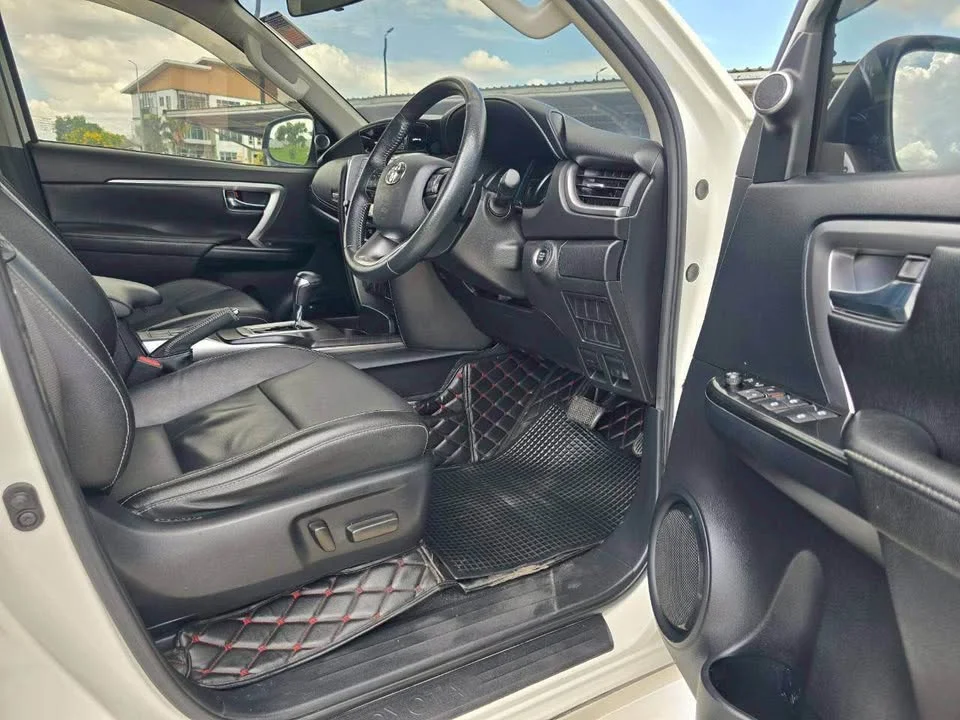 2022 Toyota Fortuner II 2
