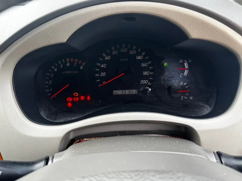 2011 Toyota Innova I 2