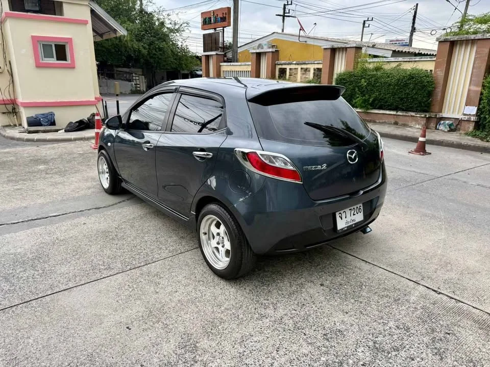 2012 Mazda 2 II 3